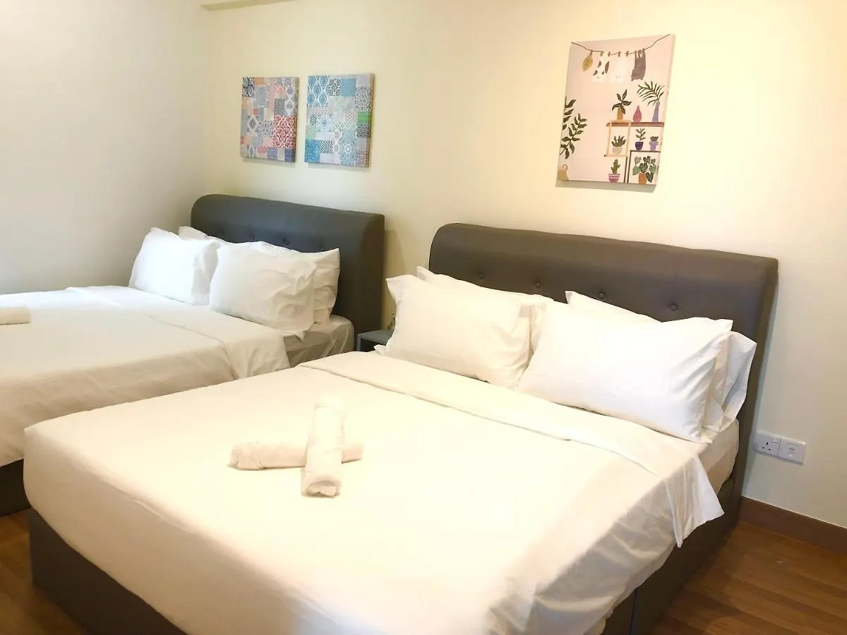 Tropicana 218 Macalister Netflix Unit By Blue Sky Holidays George Town Malajzia