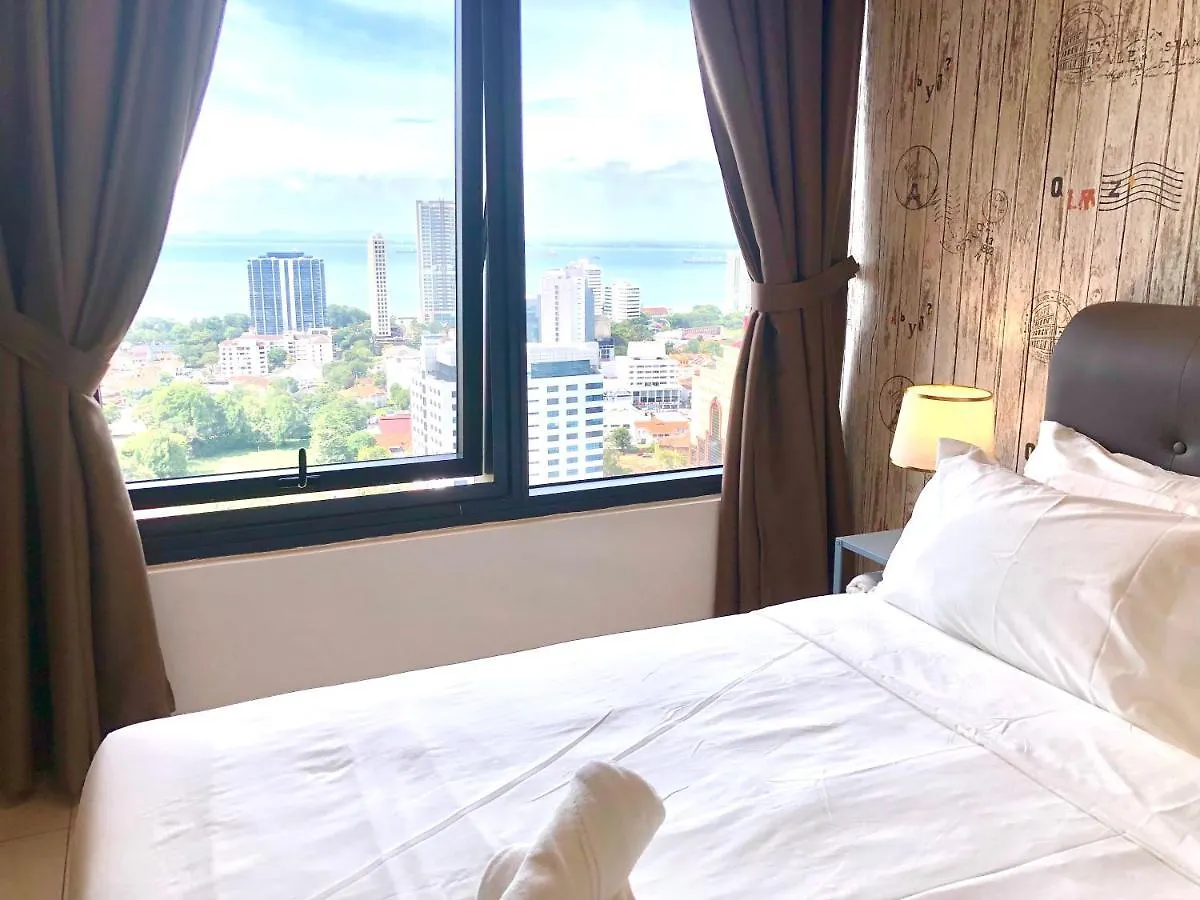 Tropicana 218 Macalister Netflix Unit By Blue Sky Holidays George Town 0*,