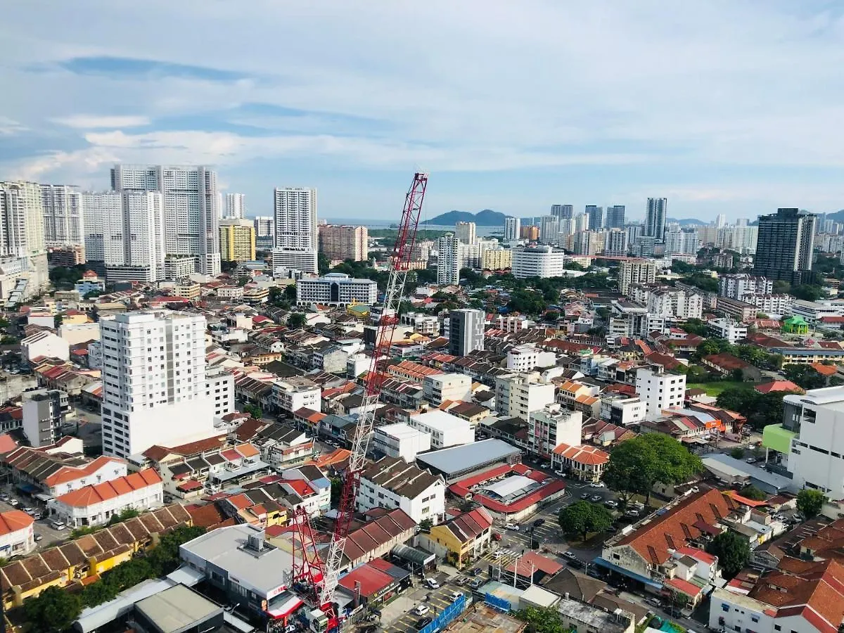 Tropicana 218 Macalister Netflix Unit By Blue Sky Holidays George Town